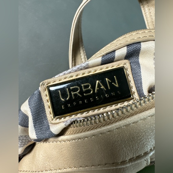 Urban Expression DALLAS BackpackSmoothVeganLeather - Picture 6 of 10